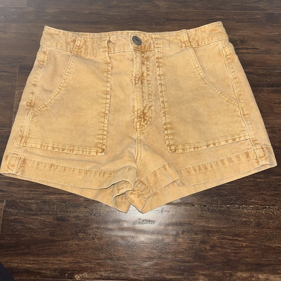 American eagle jean shorts. Size small, perfect condition. - Picture 1 of 5